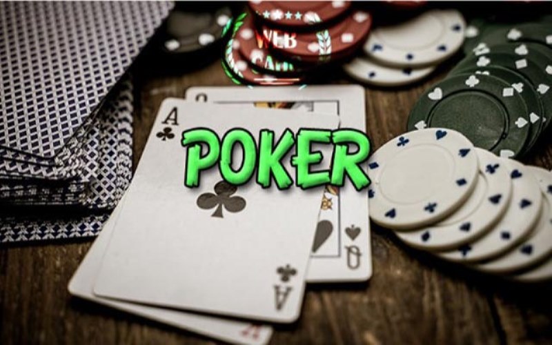 Poker 8xbet thuộc game bài trí tuệ, đấu trí cao